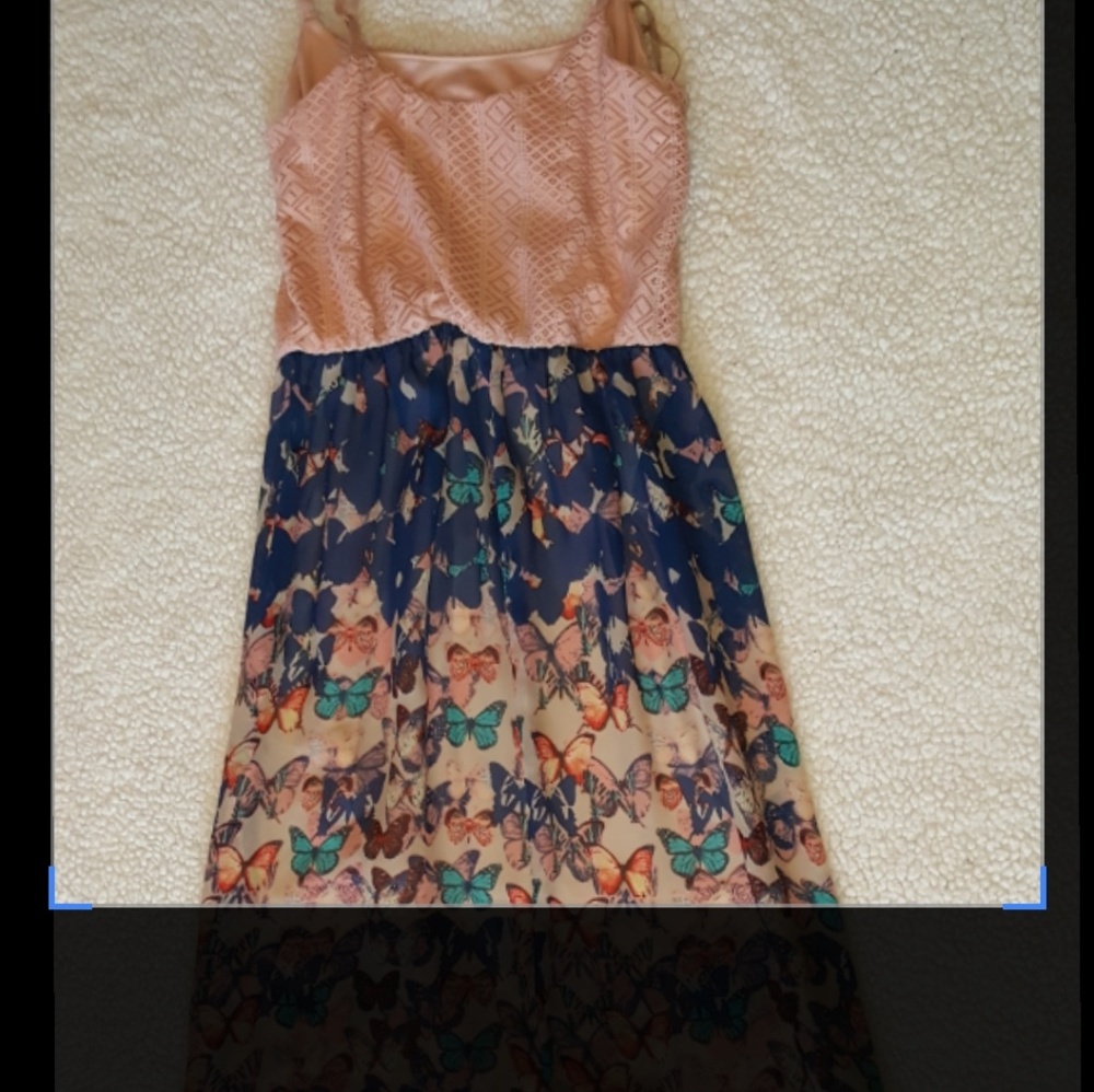MAKE AN OFFER THAT IS NOT UNDER $5!!